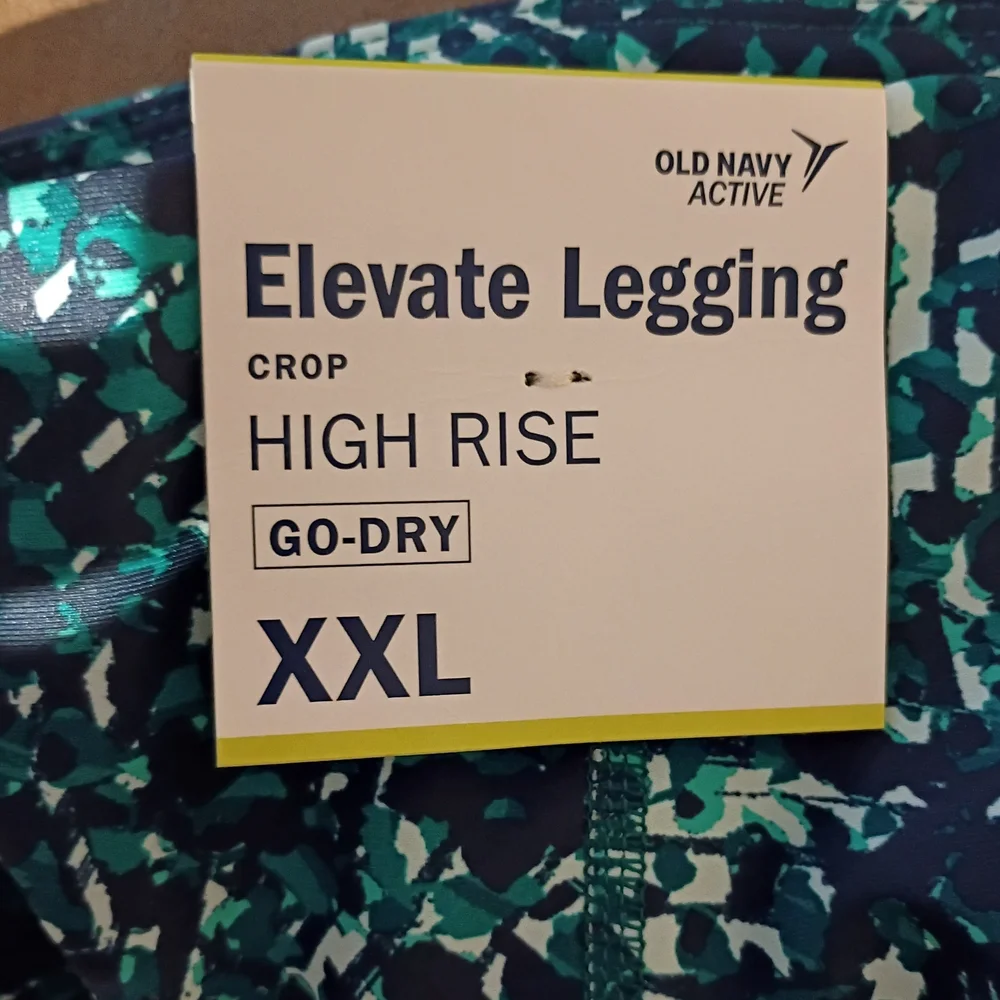 Old Navy Active Elevate Go Dry Crop Leggings - Picture 5 of 5